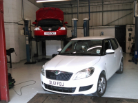 small car servicing @ricci concept